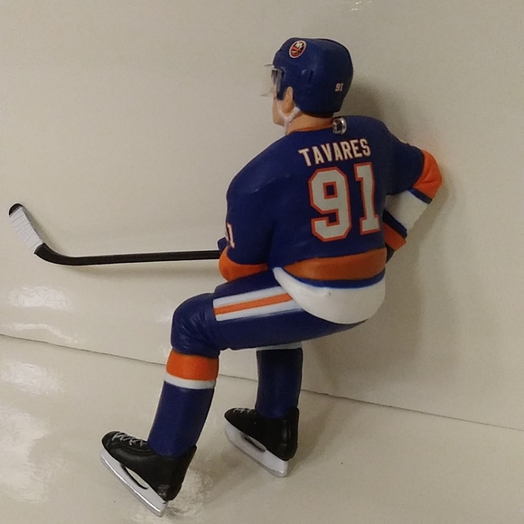 Hallmark John Tavares Ornament - Picture 4 of 6